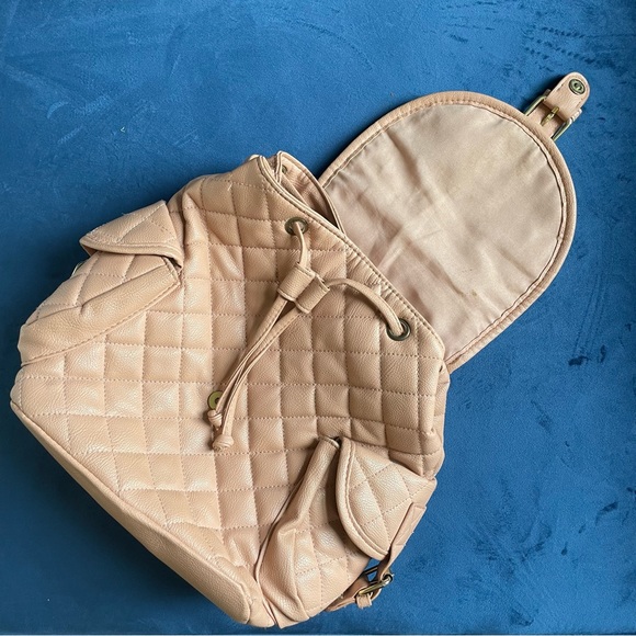 ASOS Blush Faux Leather Quilted Backpack - Picture 4 of 6